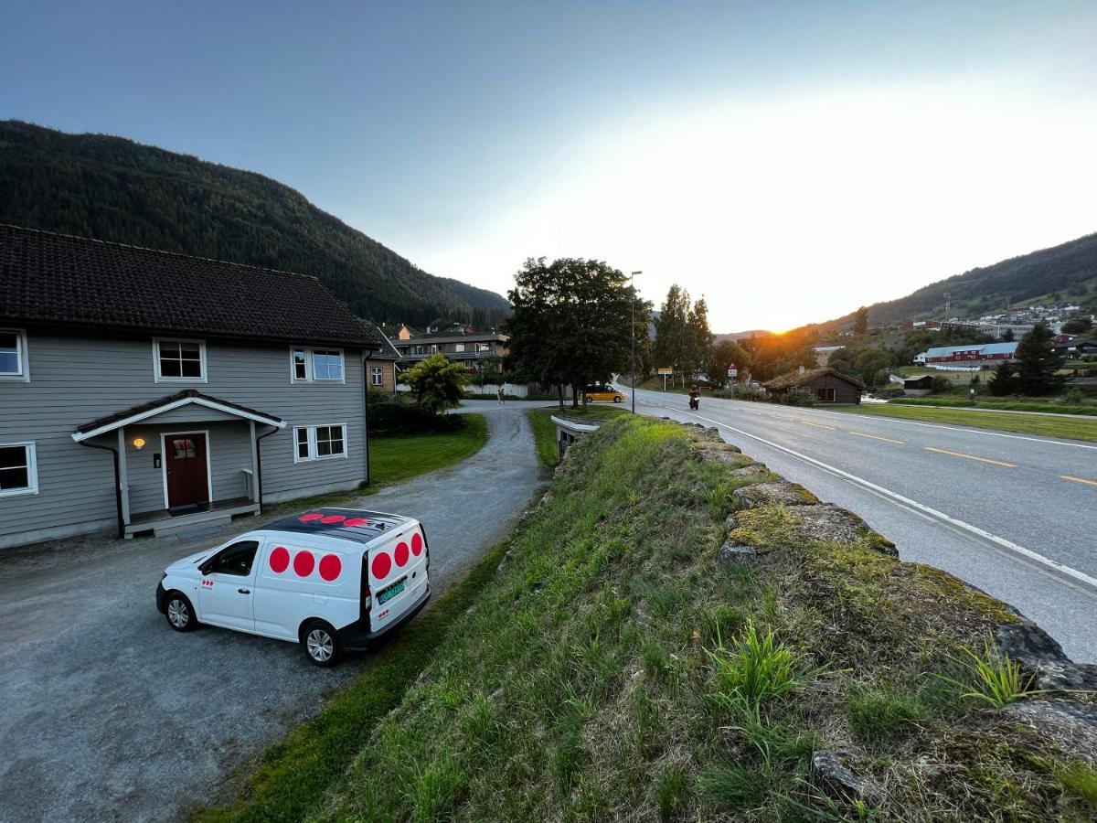 Hotel Privat Rom I Leilighet Sogndal Exteriér fotografie