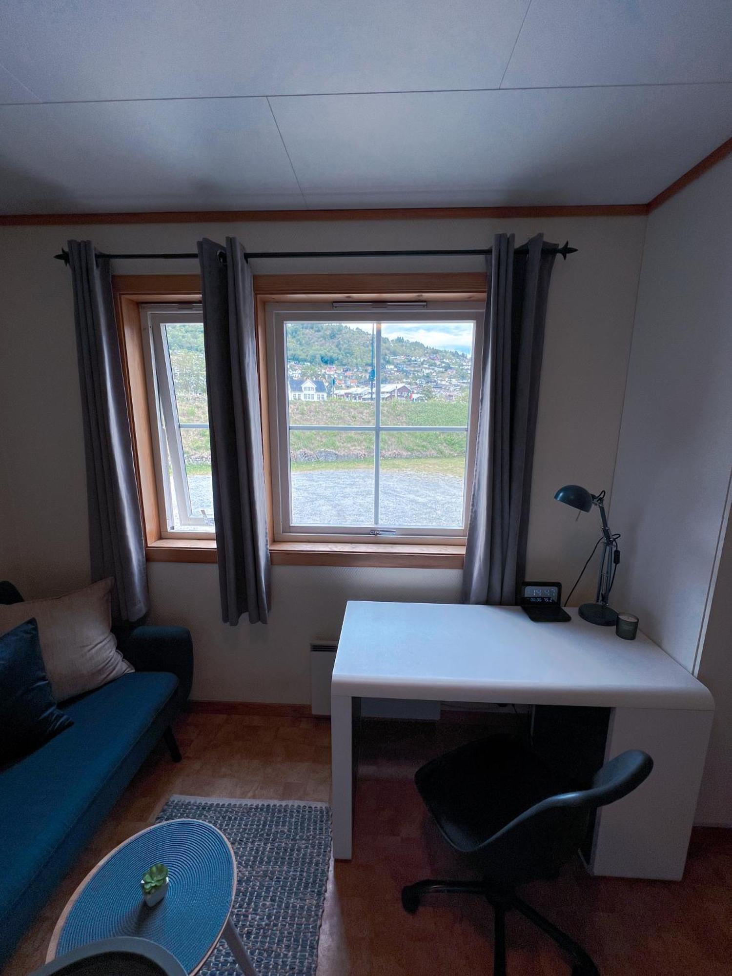 Hotel Privat Rom I Leilighet Sogndal Exteriér fotografie